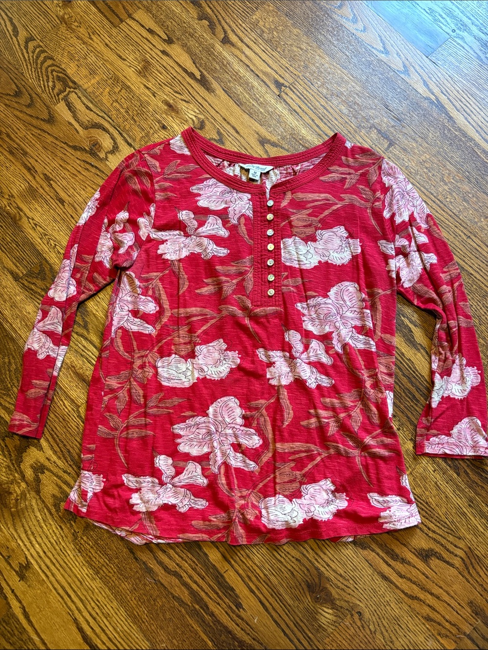 Lucky Brand Red Floral Long-Sleeve Henley Top Medium